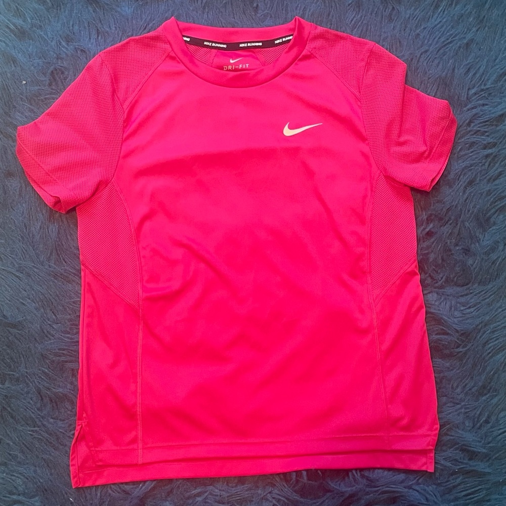 Pink Nike top Small